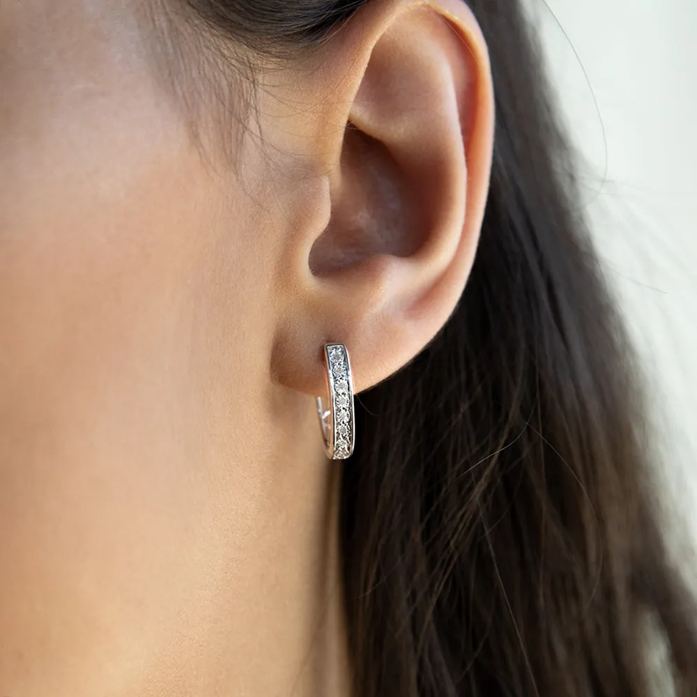 16 Diamonds Hoops Earrings in Sterling Silver