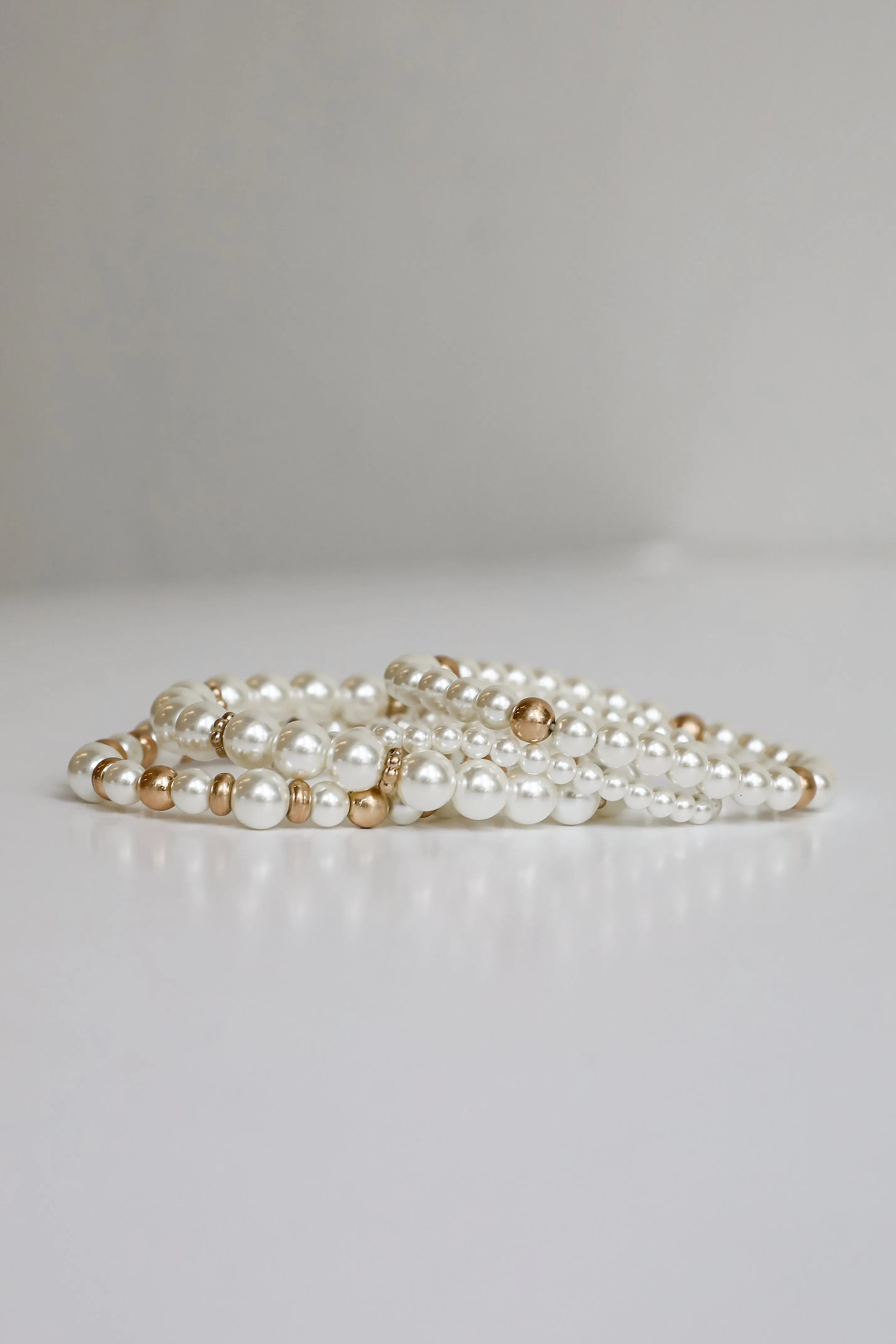 Aurora Gold Pearl Bracelet Set