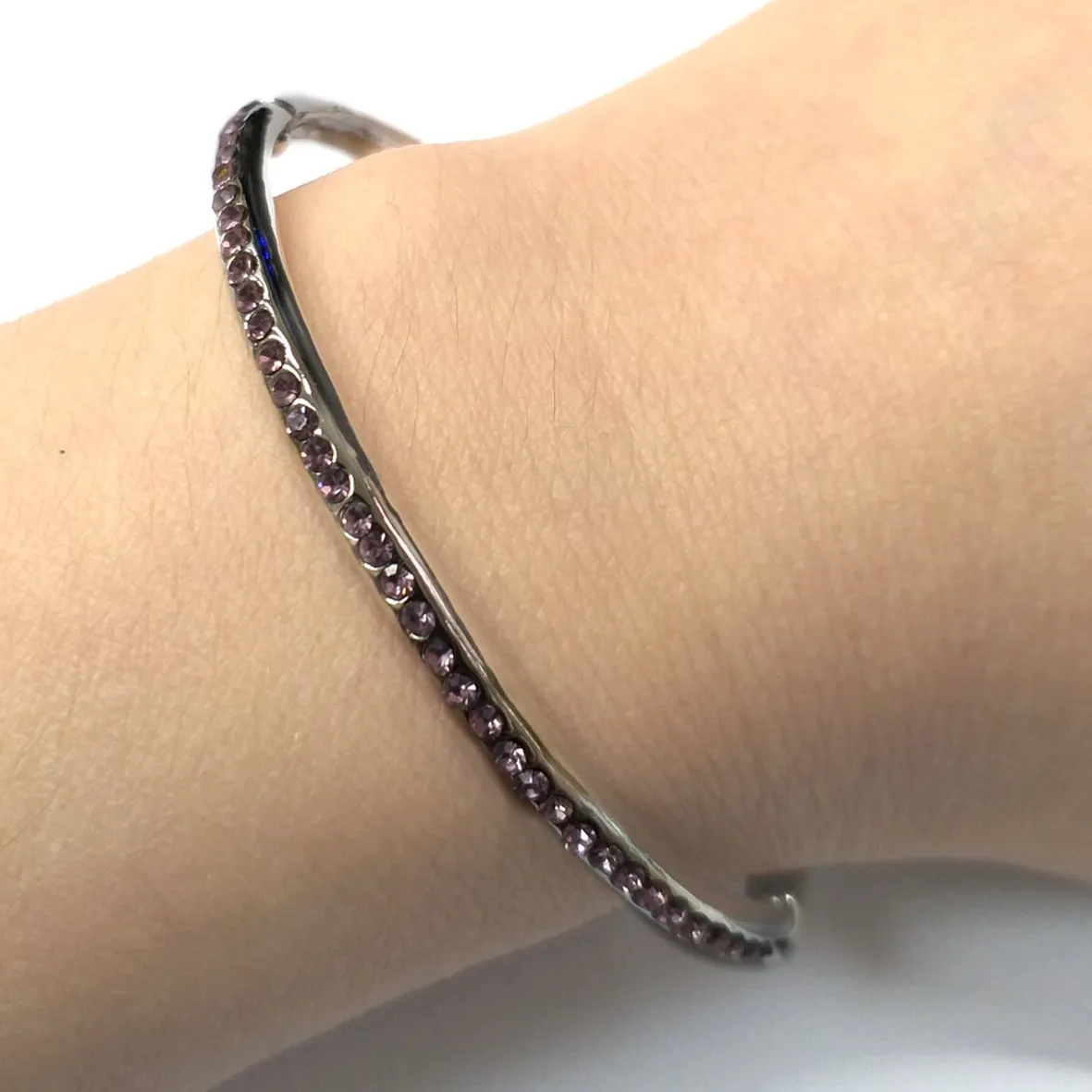 BL525A Light Rose Bangle