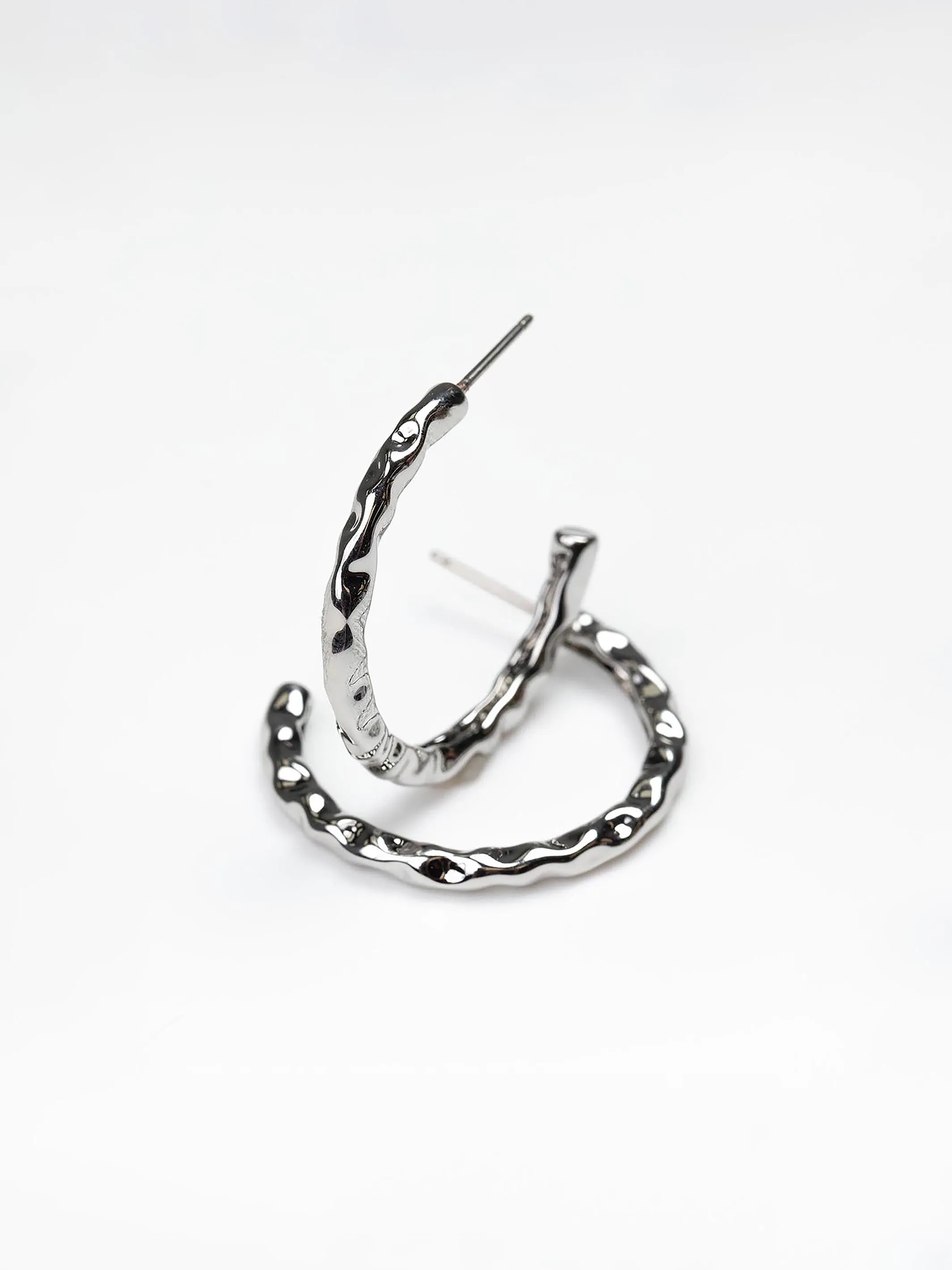 Charley Earrings | Medium