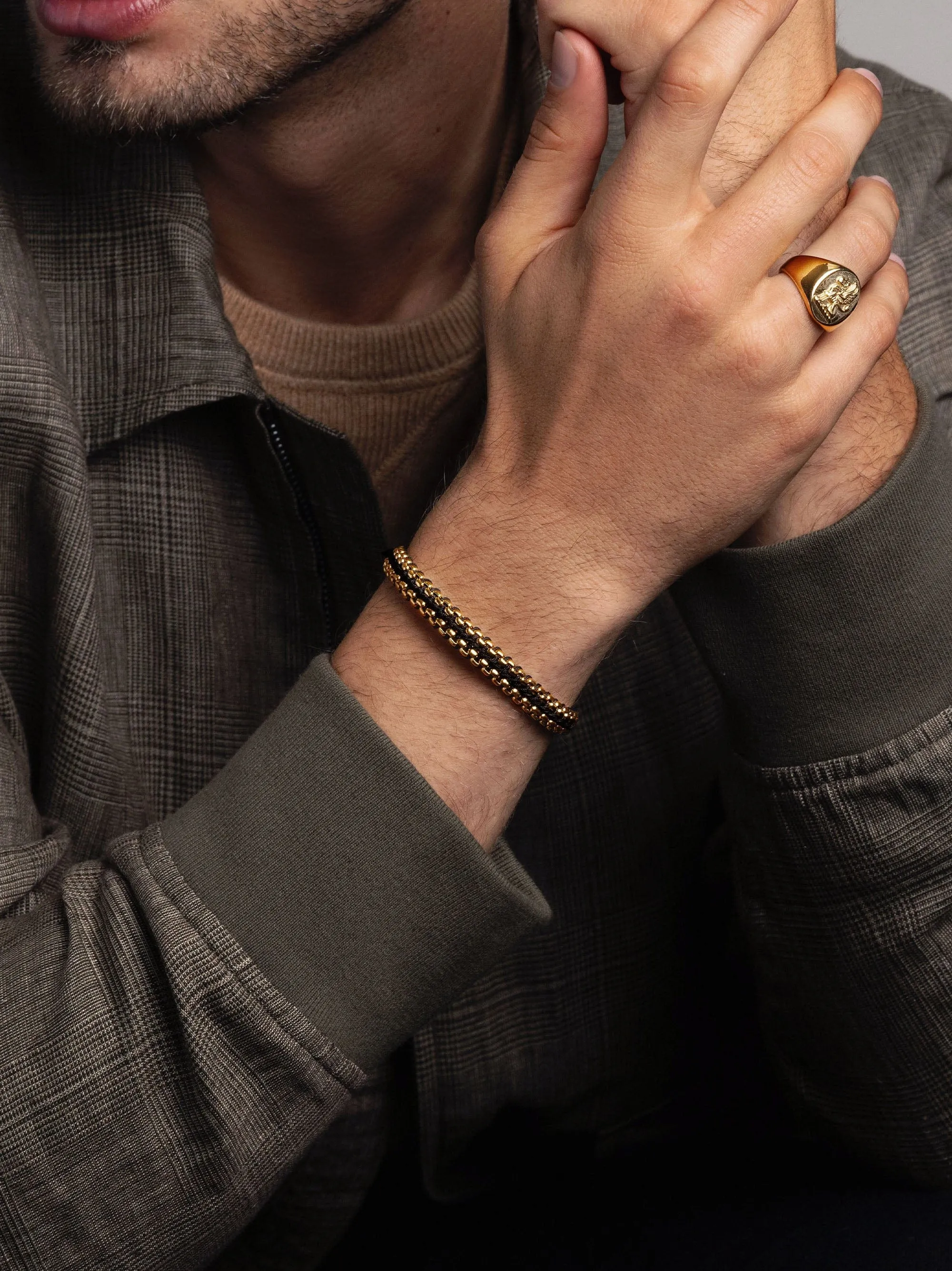 Men's Black Woven 8mm Box Chain Bracelet in Gold
